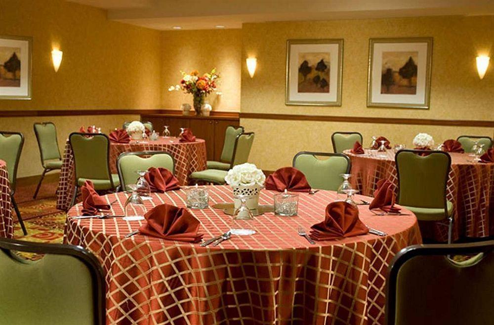Hilton Garden Inn Tysons Corner Extérieur photo