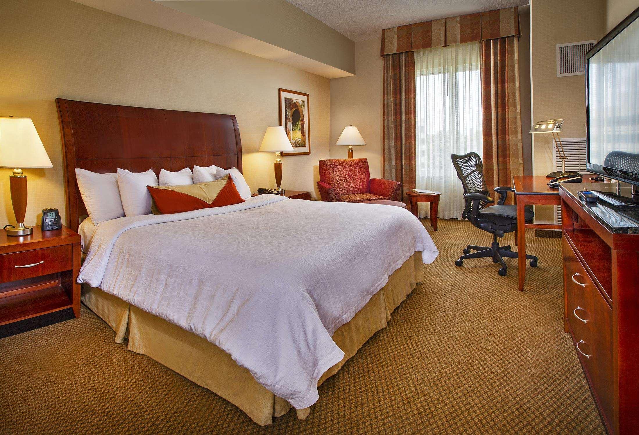 Hilton Garden Inn Tysons Corner Extérieur photo