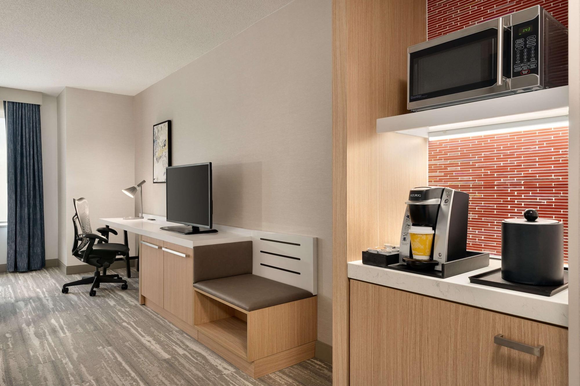 Hilton Garden Inn Tysons Corner Extérieur photo