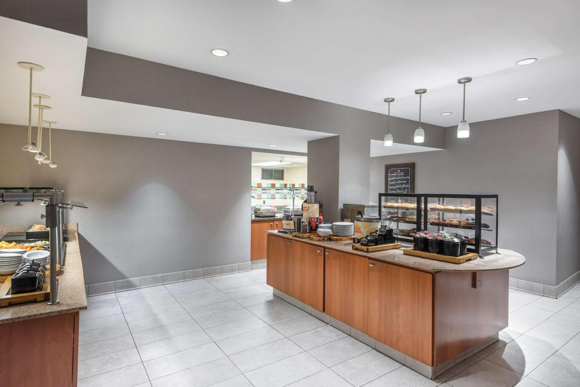 Hilton Garden Inn Tysons Corner Extérieur photo