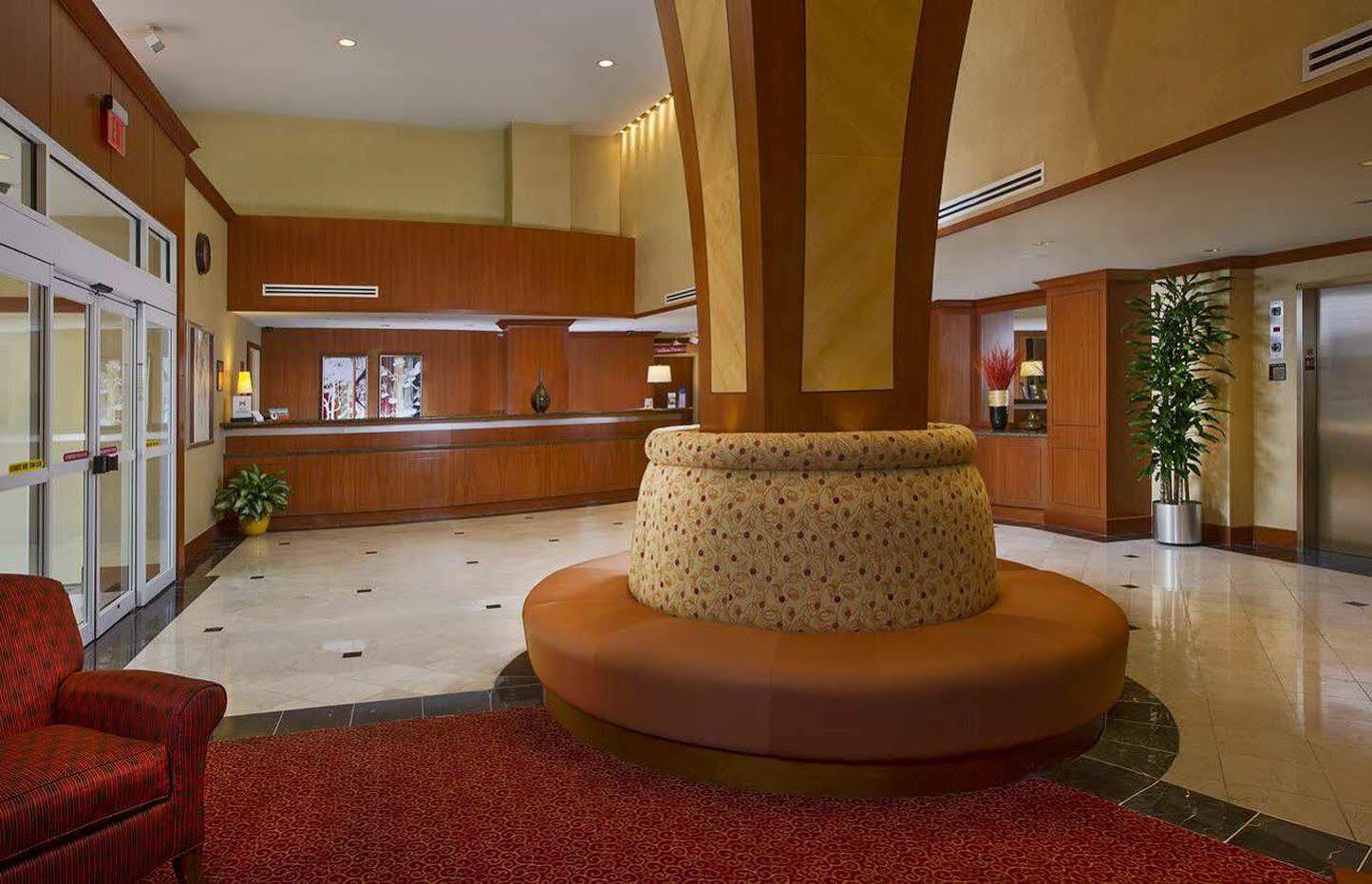 Hilton Garden Inn Tysons Corner Extérieur photo